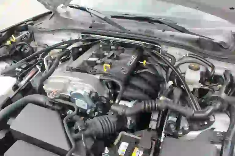 Mazda Mx-5 ND: prova su strada - 32