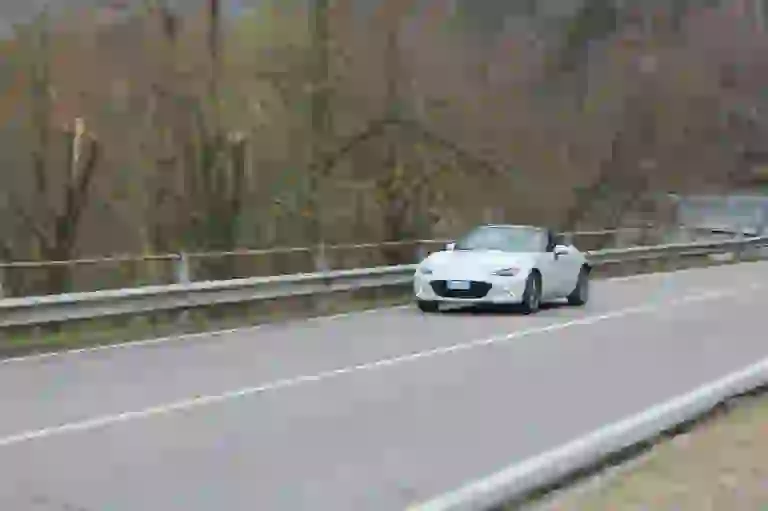 Mazda Mx-5 ND: prova su strada - 35