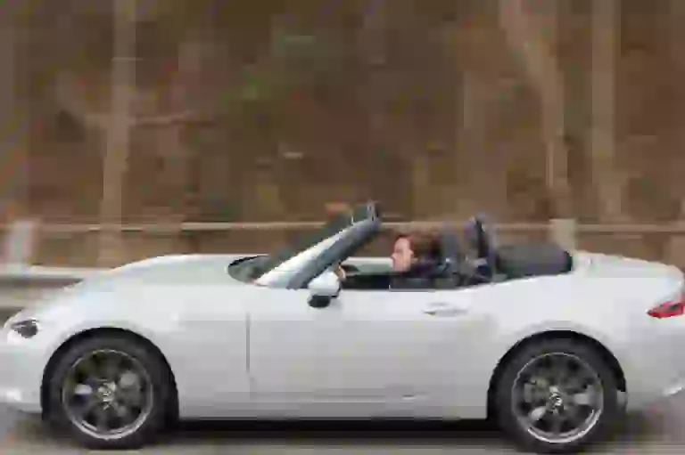 Mazda Mx-5 ND: prova su strada - 37