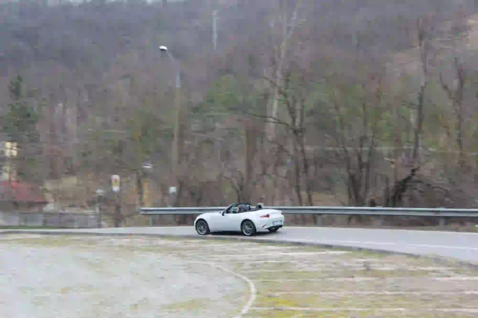 Mazda Mx-5 ND: prova su strada - 40