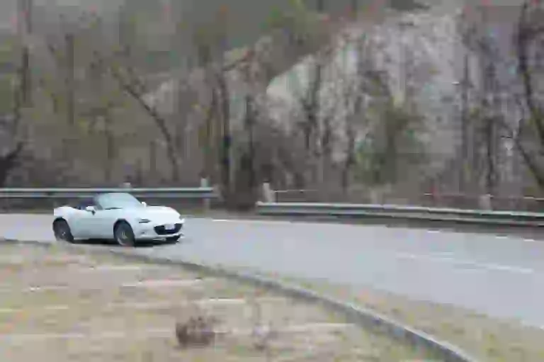 Mazda Mx-5 ND: prova su strada - 42