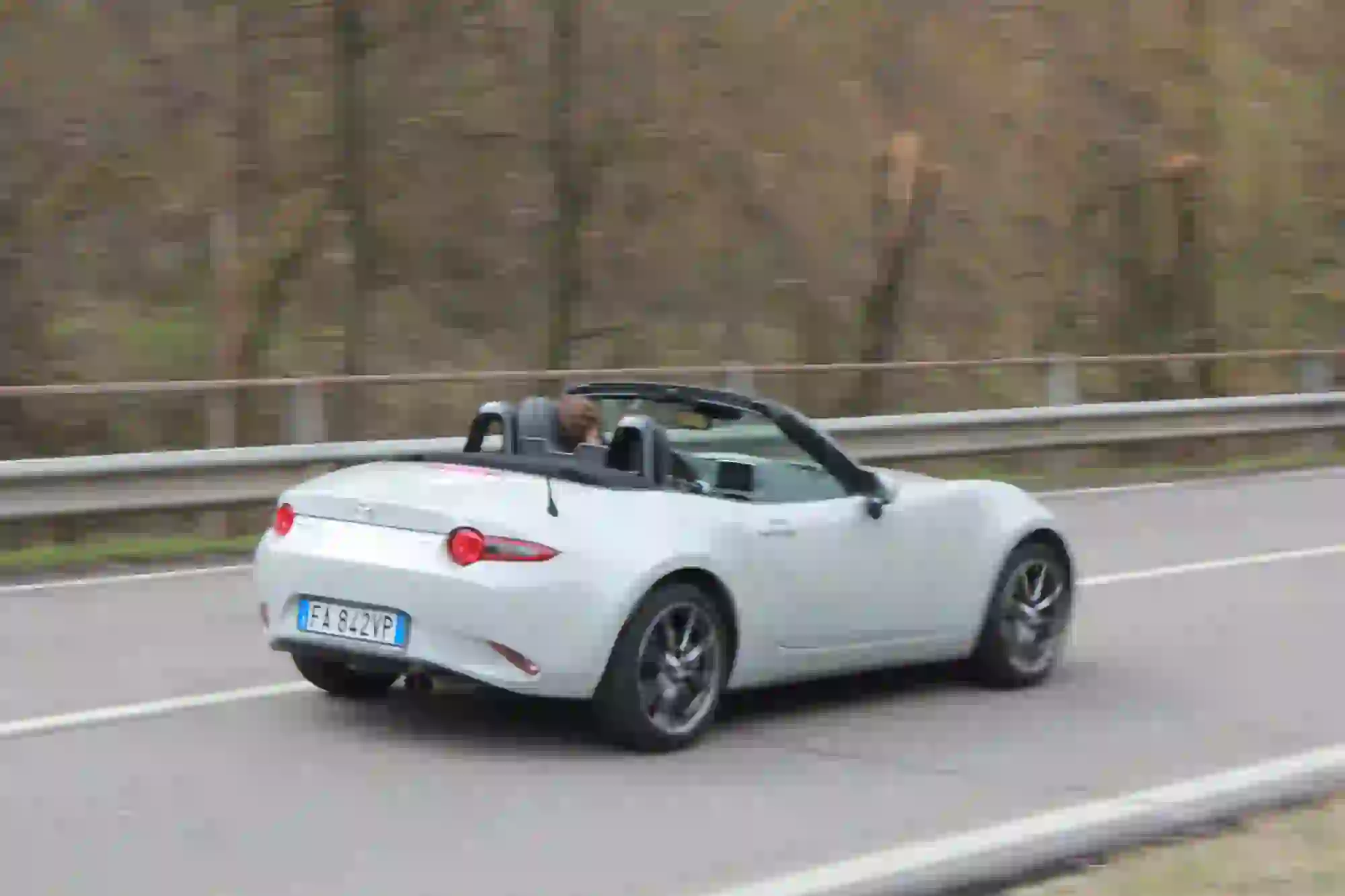 Mazda Mx-5 ND: prova su strada - 46