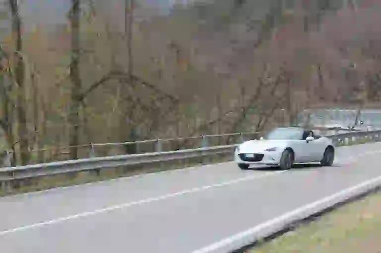 Mazda Mx-5 ND: prova su strada - 48