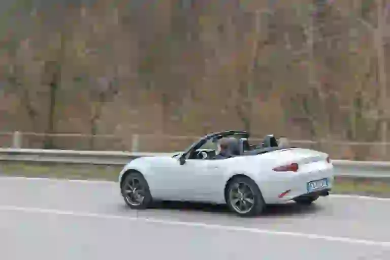 Mazda Mx-5 ND: prova su strada - 55