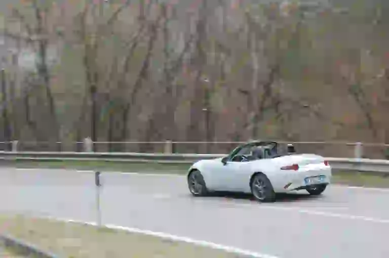 Mazda Mx-5 ND: prova su strada - 57