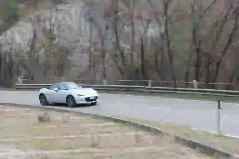 Mazda Mx-5 ND: prova su strada - 58