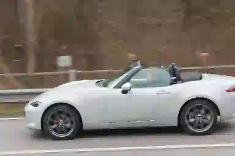 Mazda Mx-5 ND: prova su strada - 68