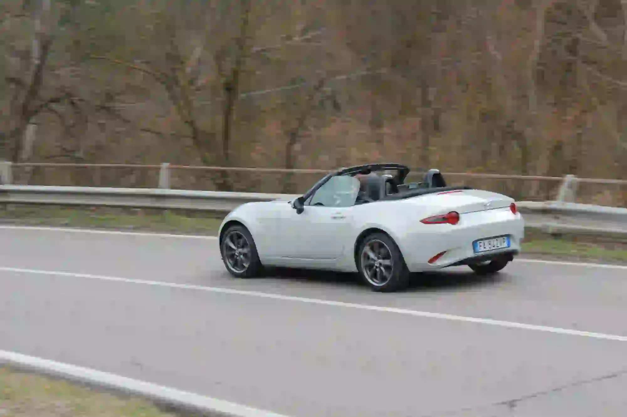 Mazda Mx-5 ND: prova su strada - 71