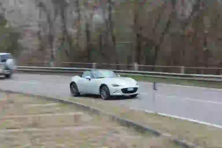 Mazda Mx-5 ND: prova su strada - 76