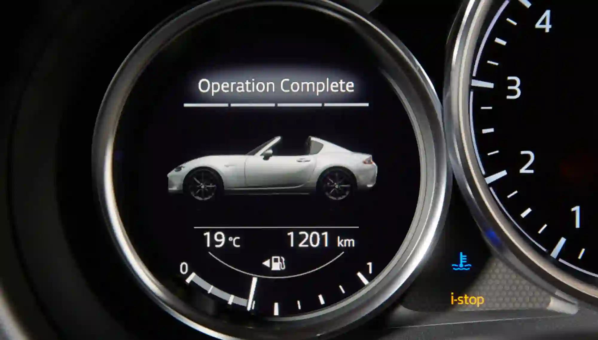 Mazda MX-5 RF Limited Edition - 7