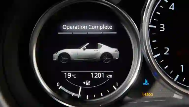 Mazda MX-5 RF Limited Edition - 7