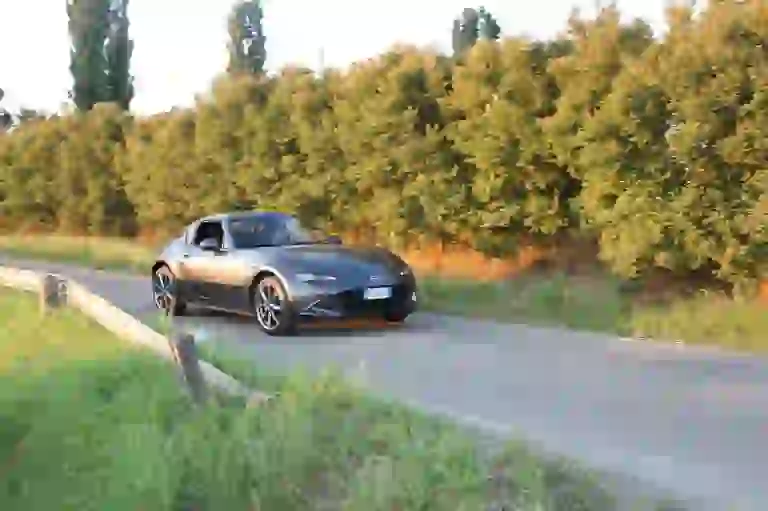 Mazda Mx-5 RF: prova su strada - 1