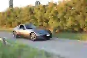 Mazda Mx-5 RF: prova su strada - 2