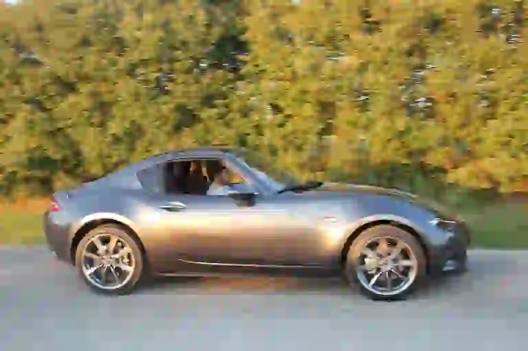 Mazda Mx-5 RF: prova su strada - 4