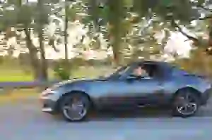 Mazda Mx-5 RF: prova su strada - 12