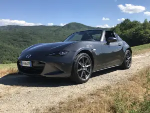 Mazda Mx-5 RF: prova su strada - 19