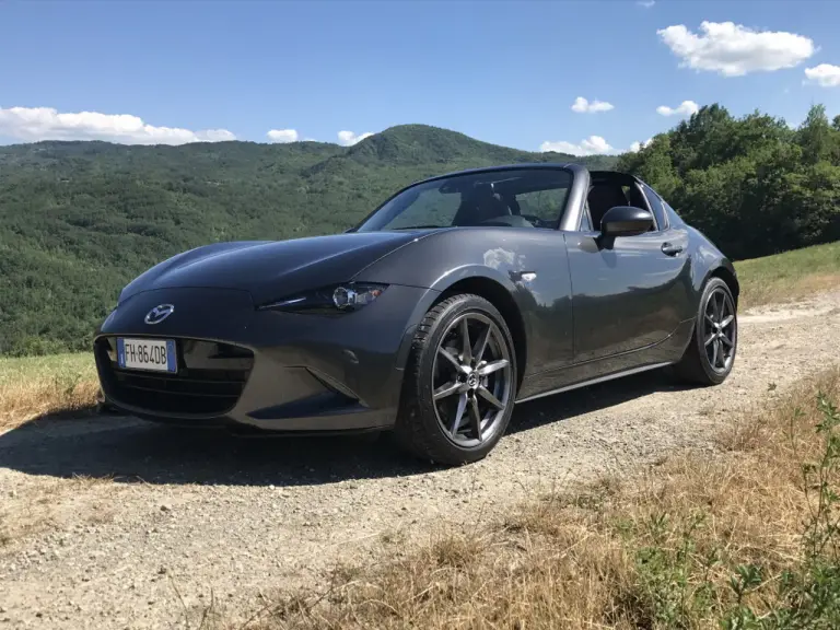Mazda Mx-5 RF: prova su strada - 19
