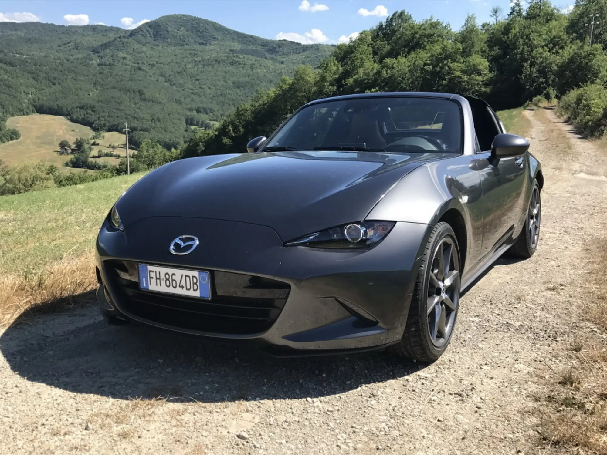Mazda Mx-5 RF: prova su strada - 22