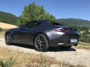 Mazda Mx-5 RF: prova su strada - 33