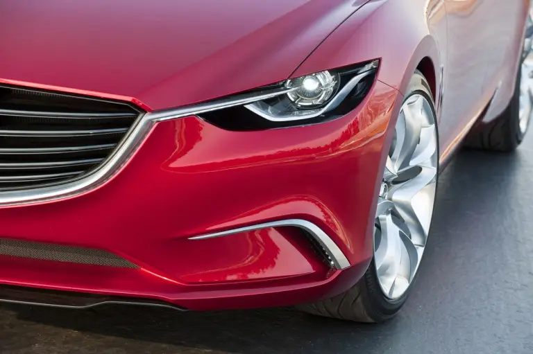 Mazda Takeri 2012 - 12