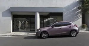 Mazda2 2015 - 4