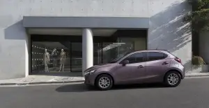 Mazda2 2015