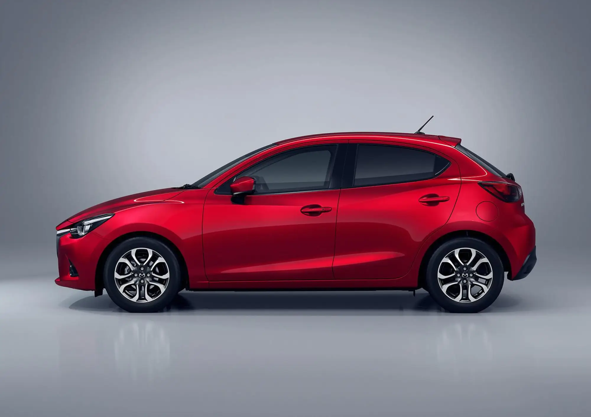 Mazda2 2015 - 6