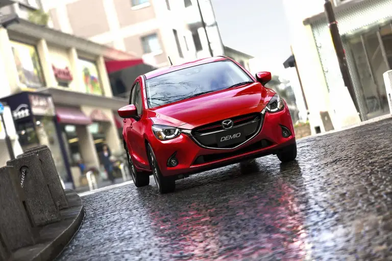 Mazda2 2015 - 39
