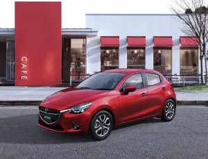 Mazda2 2015