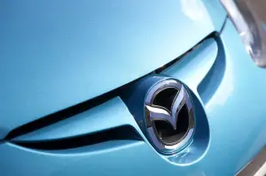 Mazda2 model year 2011 - 6