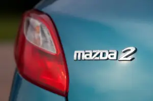 Mazda2 model year 2011 - 13