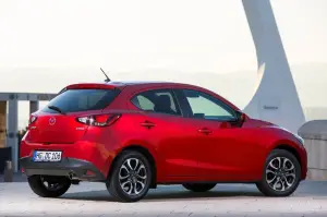 Mazda2 - nuova galleria