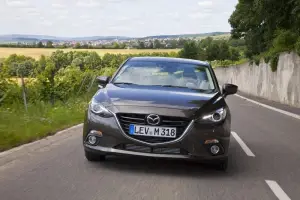 Mazda3 berlina 2014 - Foto ufficiali