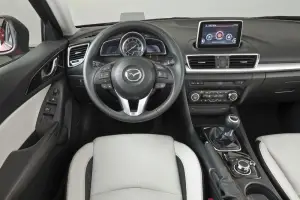 Mazda3 berlina 2014 - Foto ufficiali