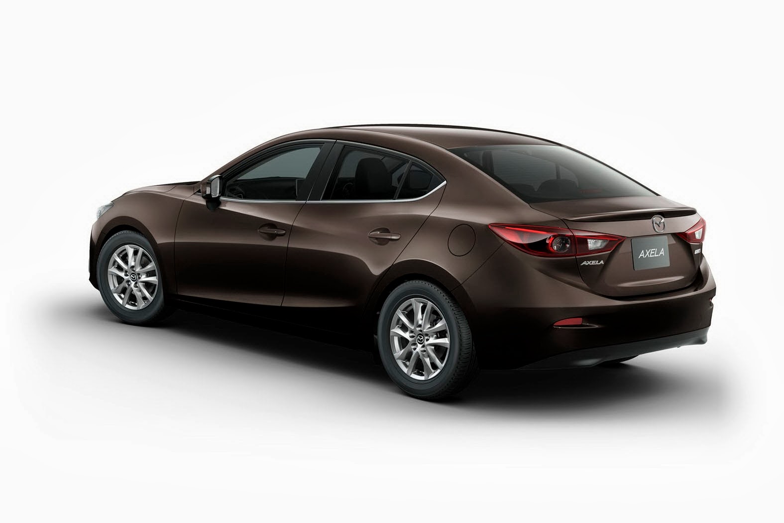 Mazda3 ibrida per il giappone