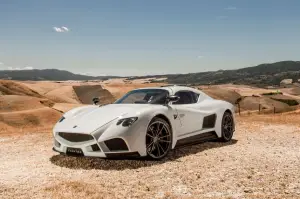 Mazzanti Automobili - logo rinnovato ed Evantra - 5