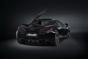 McLaren 570GT Black Collection e 720S Velocity - 1