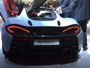 McLaren 570GT - Salone di Ginevra 2016