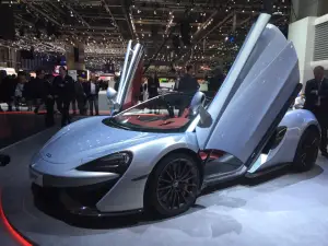 McLaren 570GT - Salone di Ginevra 2016