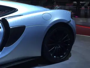 McLaren 570GT - Salone di Ginevra 2016 - 9