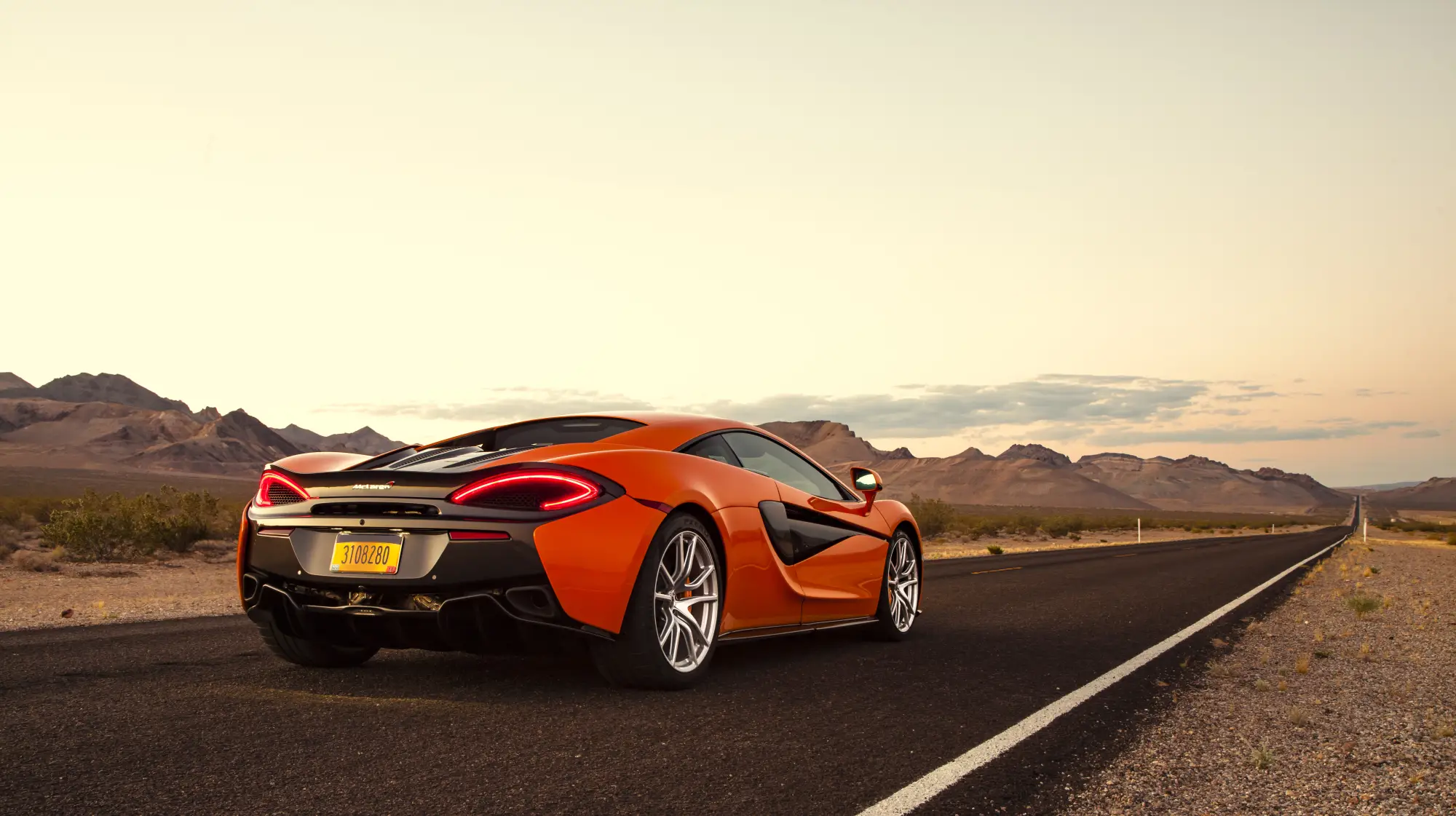 McLaren 570S Coupe - Pre produzione - 3