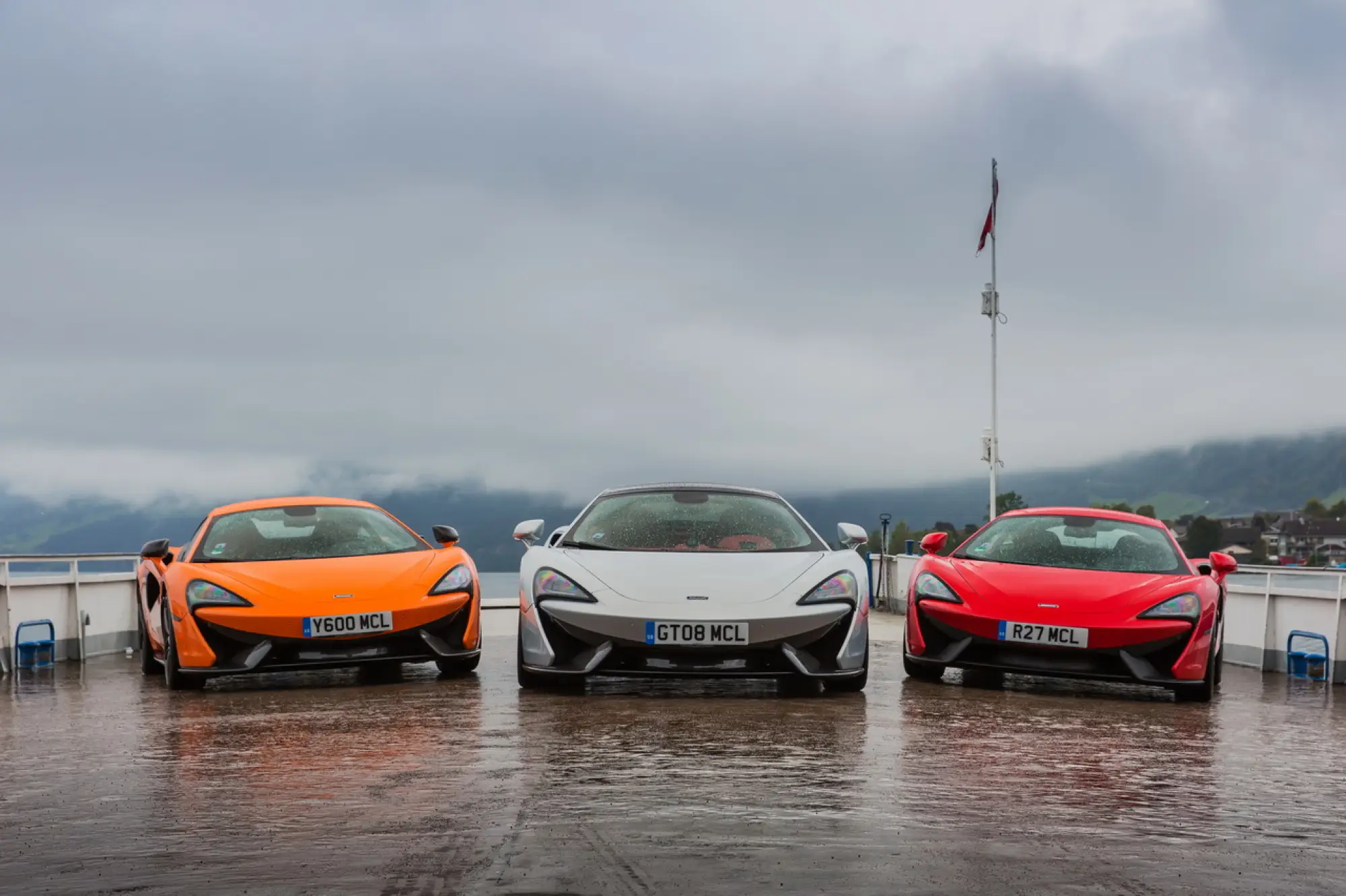 McLaren 570S e Sport Series 2016 - 1