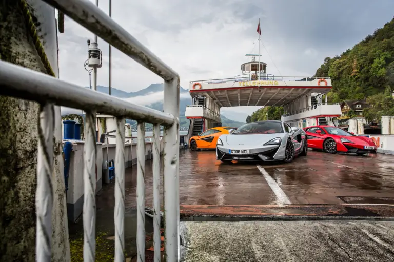 McLaren 570S e Sport Series 2016 - 13