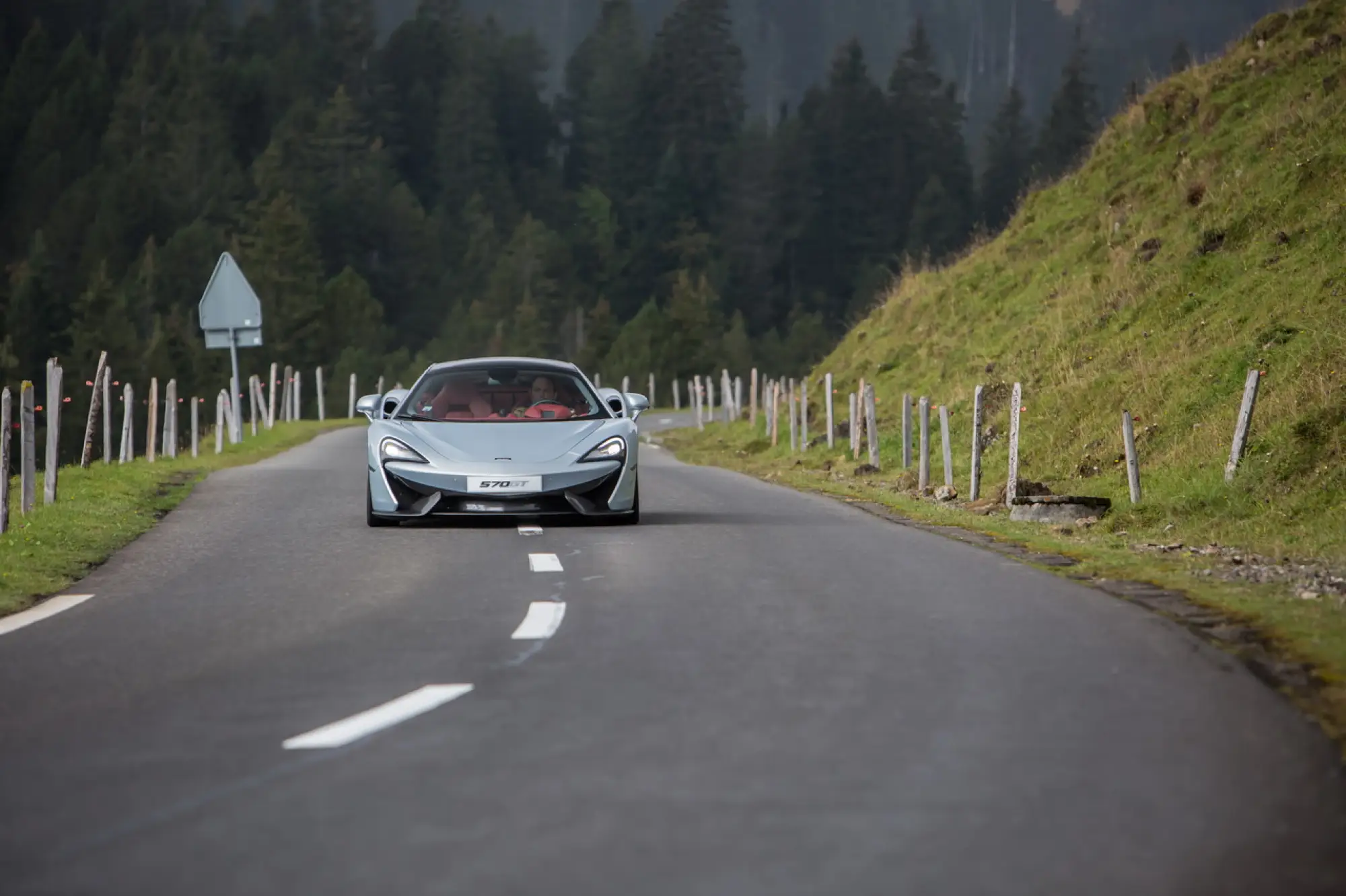 McLaren 570S e Sport Series 2016 - 25