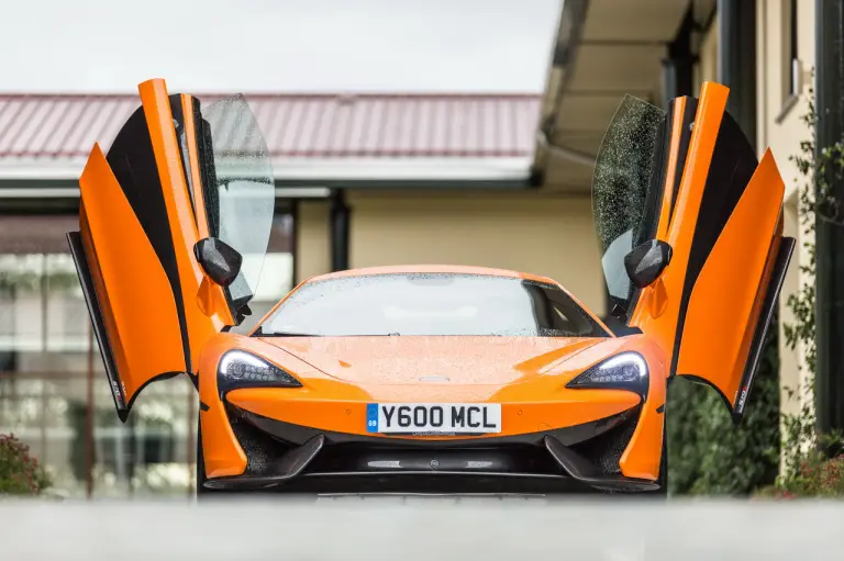 McLaren 570S e Sport Series 2016 - 34