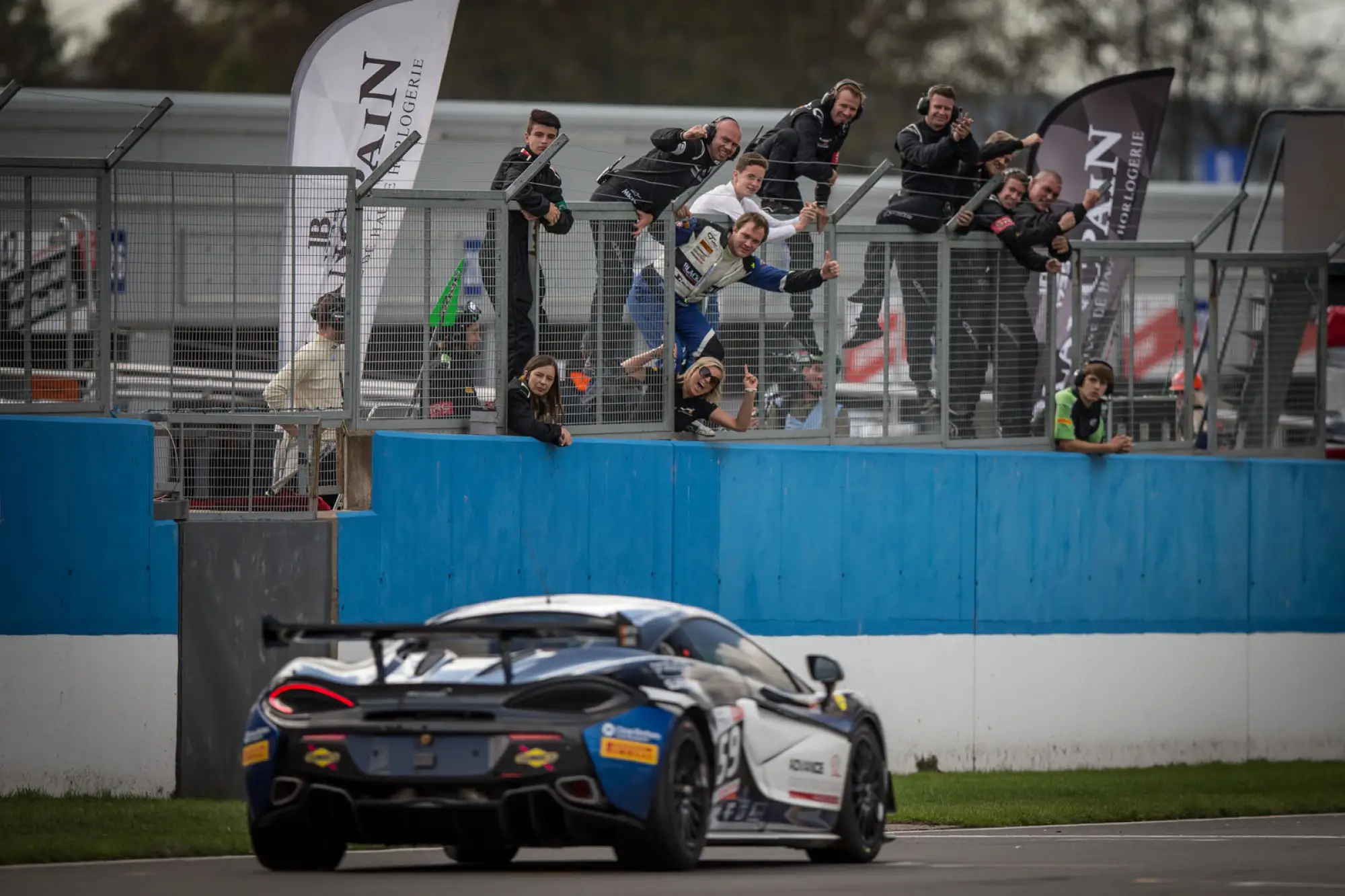 McLaren 570S GT4 #59 (Black Bull Ecurie Ecosse) - British GT, Donington Park 2016 - 4