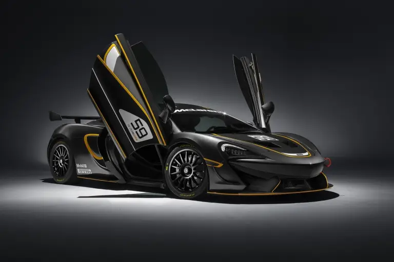 McLaren 570S GT4 - 1