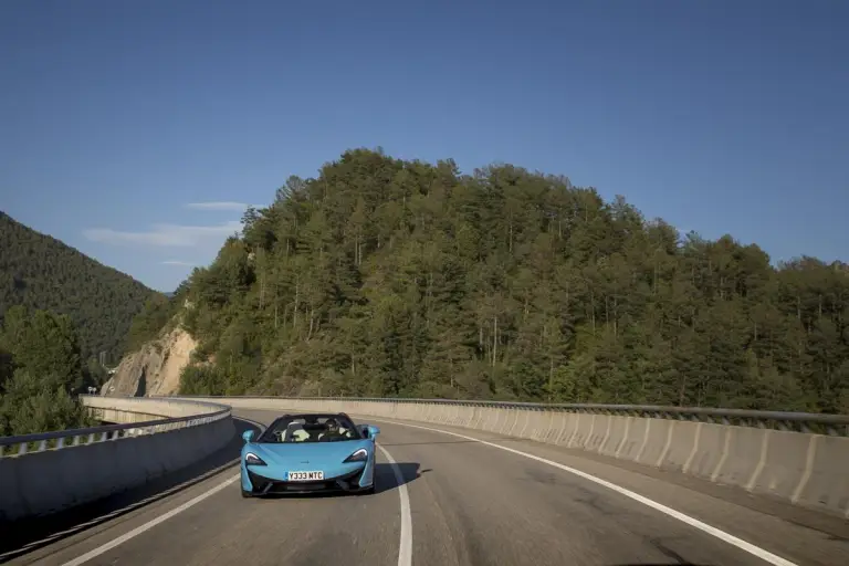 McLaren 570S Spider 2017 - 28