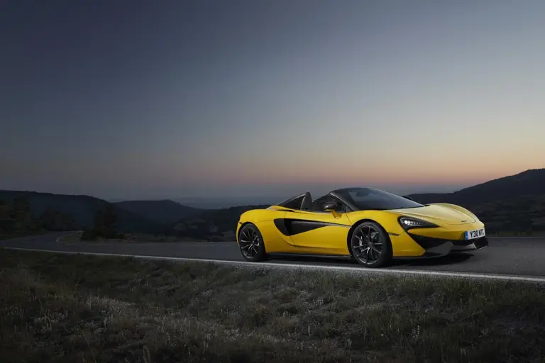 McLaren 570S Spider 2017 - 47