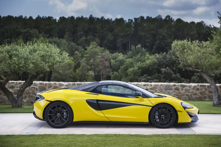 McLaren 570S Spider 2017 - 50